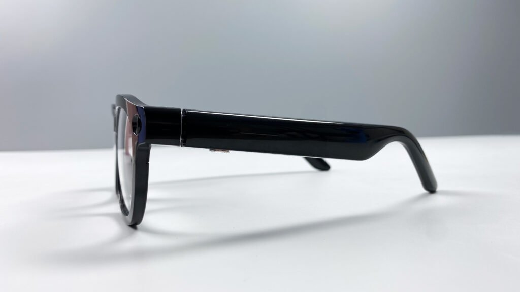 Smart AI Translation Glasses-Camera 8MP-Black Frame with transparency lens