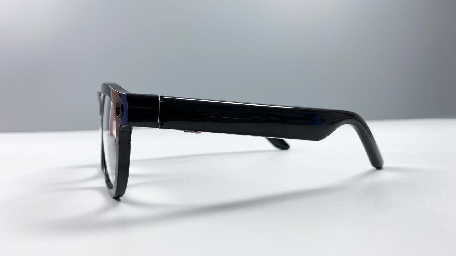 Smart AI Translation Glasses-Camera 8MP-Black Frame with transparency lens - Image 3